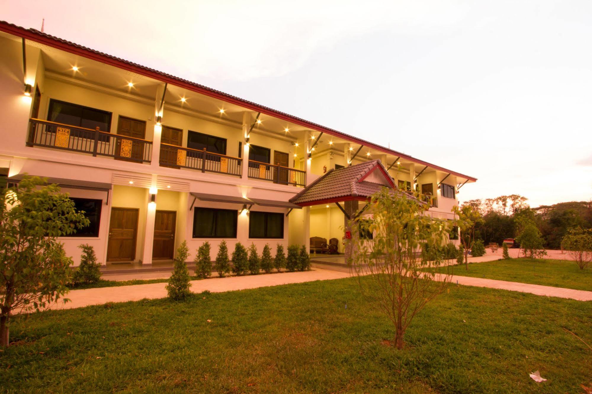The Rise Resort Сукхотхай Екстер'єр фото